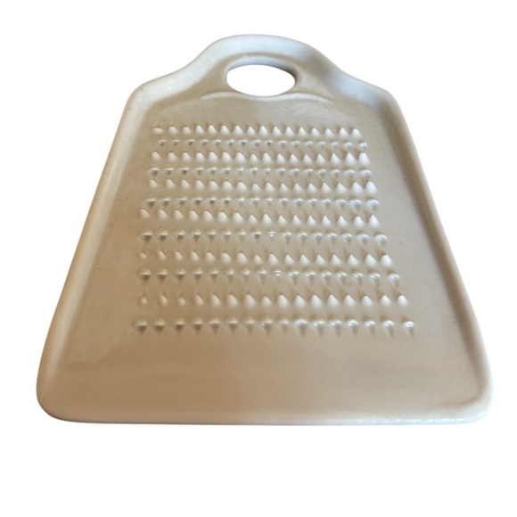 Vintage Ceramic Grater - Picture 3 of 6